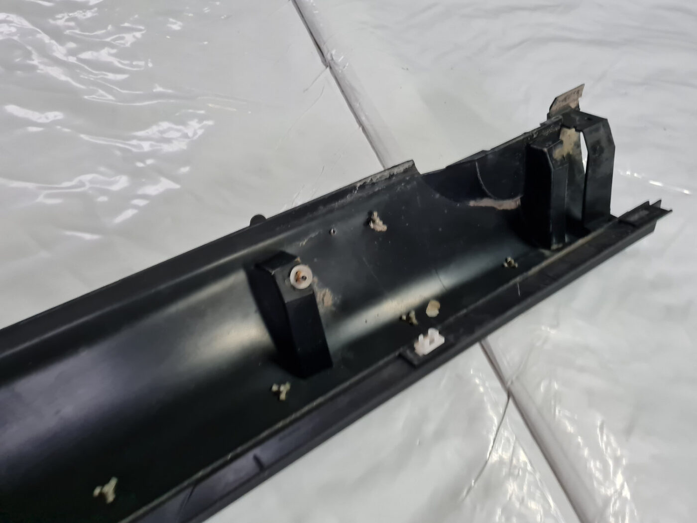 Ārēja sliekšņa laba uzlika priekš VOLVO XC 60 2009 6 Ārēja sliekšņa laba uzlika priekš VOLVO XC 60 2009