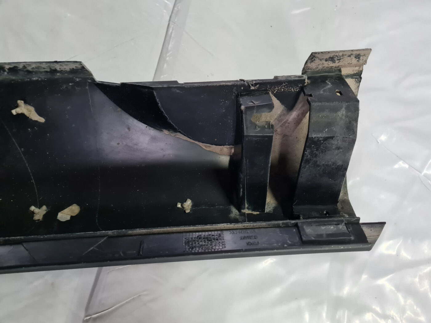 Ārēja sliekšņa laba uzlika priekš VOLVO XC 60 2009 5 Ārēja sliekšņa laba uzlika priekš VOLVO XC 60 2009