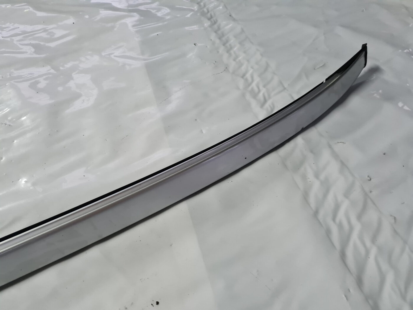 Jumta reliņi priekš VOLVO XC 60 2009 12 Jumta reliņi priekš VOLVO XC 60 2009