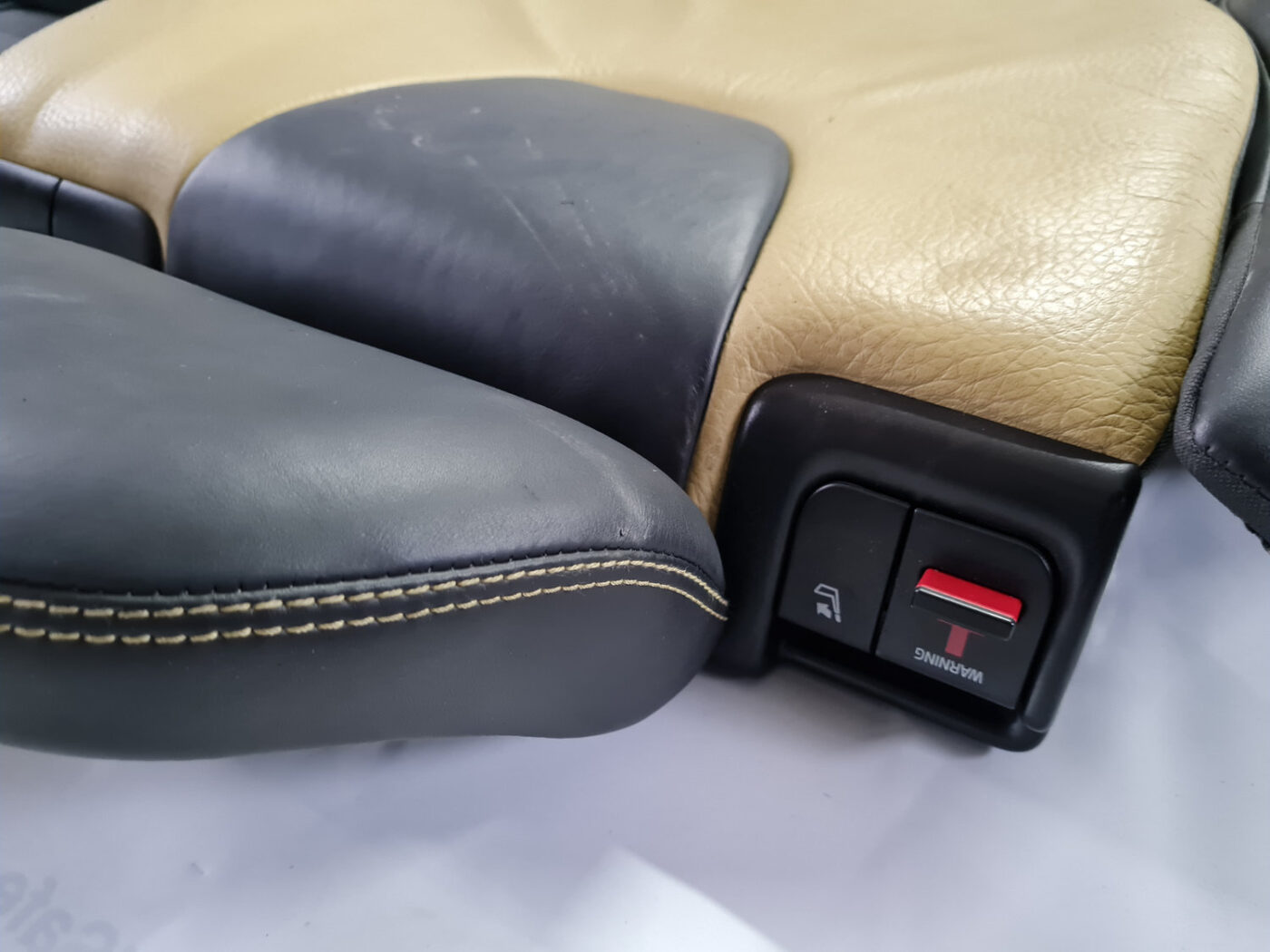 Aizmugurējais sēdeklis priekš VOLVO XC 60 2009 5 Aizmugurējais sēdeklis priekš VOLVO XC 60 2009