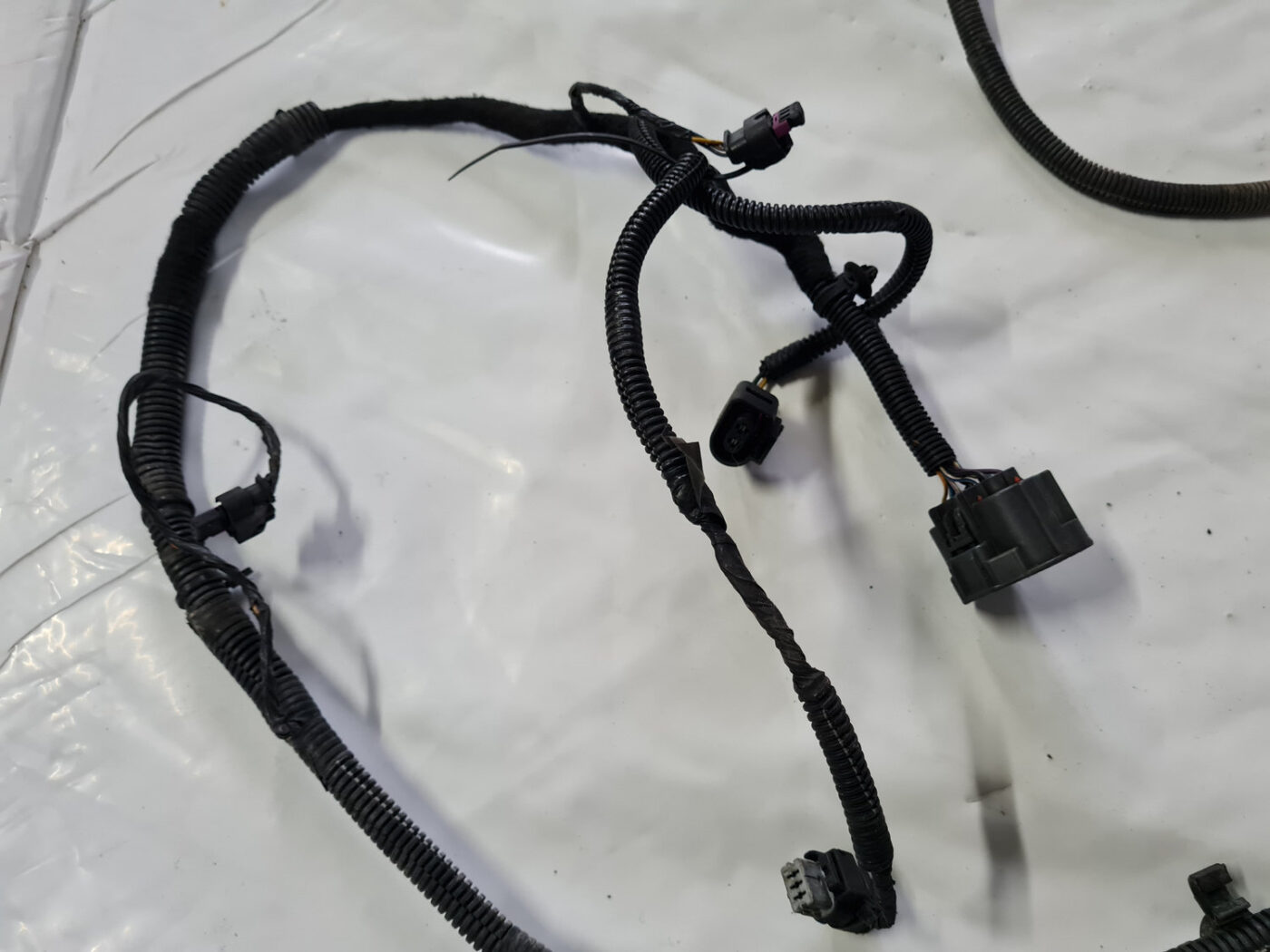 Pārkošanas devēju vads priekš VOLVO XC 60 2009 2 Pārkošanas devēju vads priekš VOLVO XC 60 2009