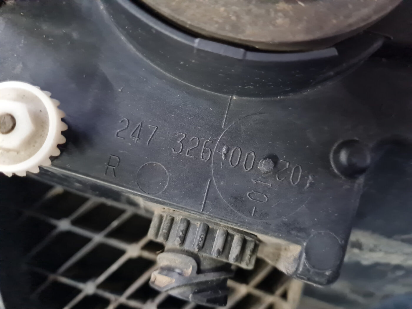 Priekšējais labais lukturis priekš RENAULT TRUCK 2004 4 Priekšējais labais lukturis priekš RENAULT TRUCK 2004